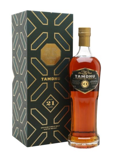 Tamdhu 21 años