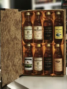 Pack miniaturas de Gordon and MacPhail (2)